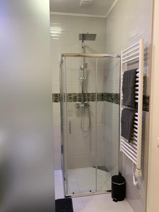 Executive Single Room With En-Suite In Guest House City Centre 卢森堡 外观 照片
