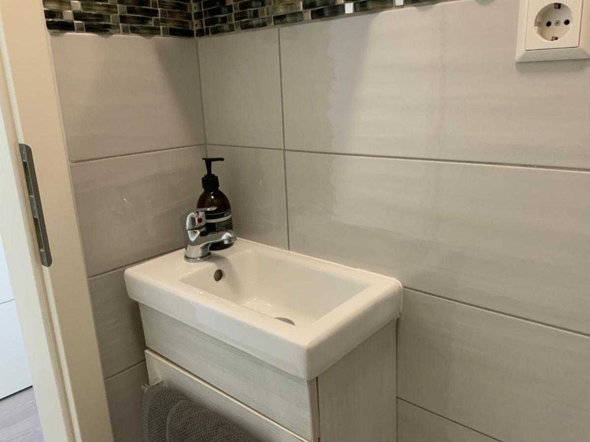 Executive Single Room With En-Suite In Guest House City Centre 卢森堡 外观 照片